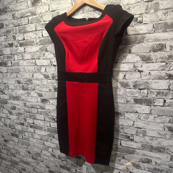 EUC BCX Black & Red Short Sleeve Midi Dress Size 0 - Picture 2 of 16